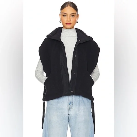 New Free People Scout It Out Fleece Vest - Picture 2 of 7